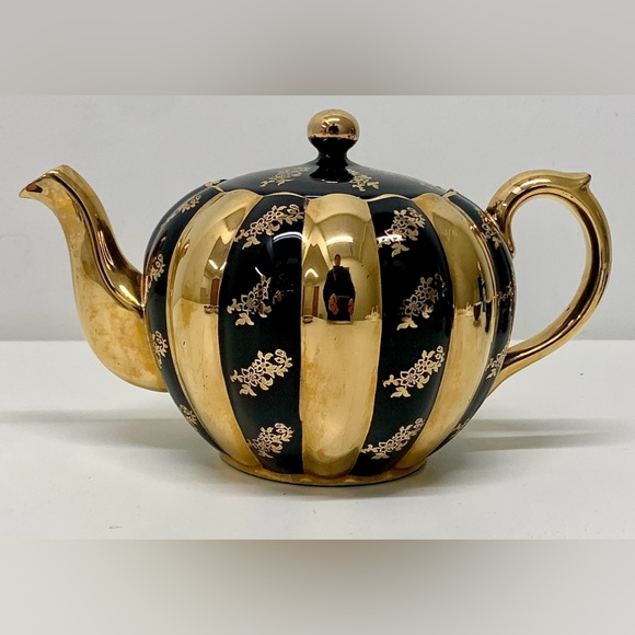 Mid Century Vintage Black Gold Trim GIBSON STAFFORDSHIRE England Teapot - Picture 15 of 16